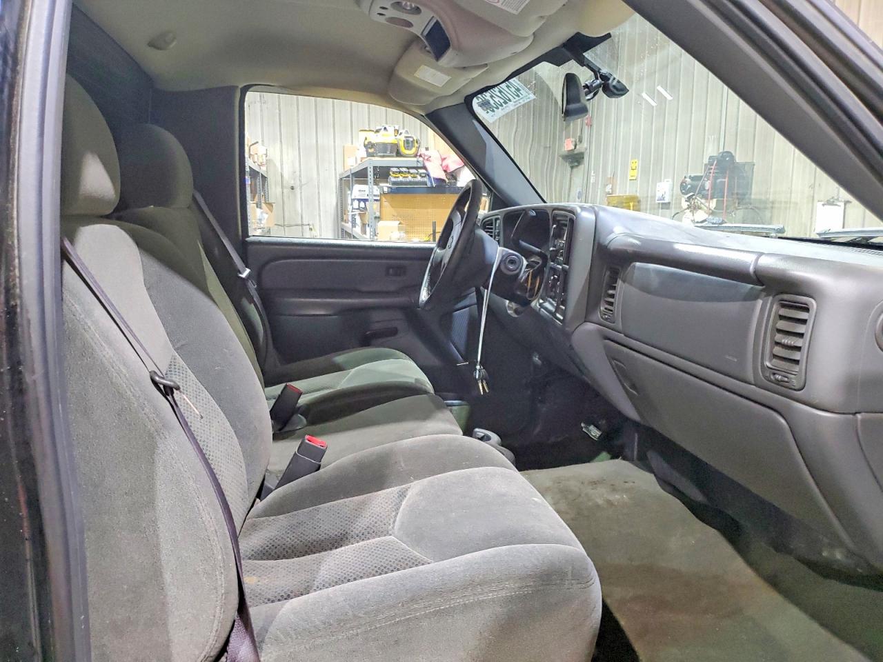 2004 CHEVROLET SILVERADO K2500 HEAVY DUTY photo 19