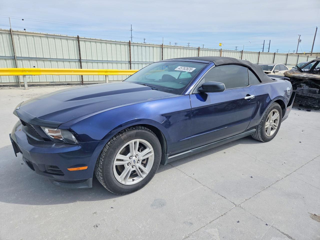 2012 FORD MUSTANG