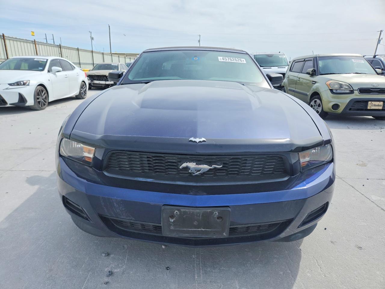 2012 FORD MUSTANG photo 5