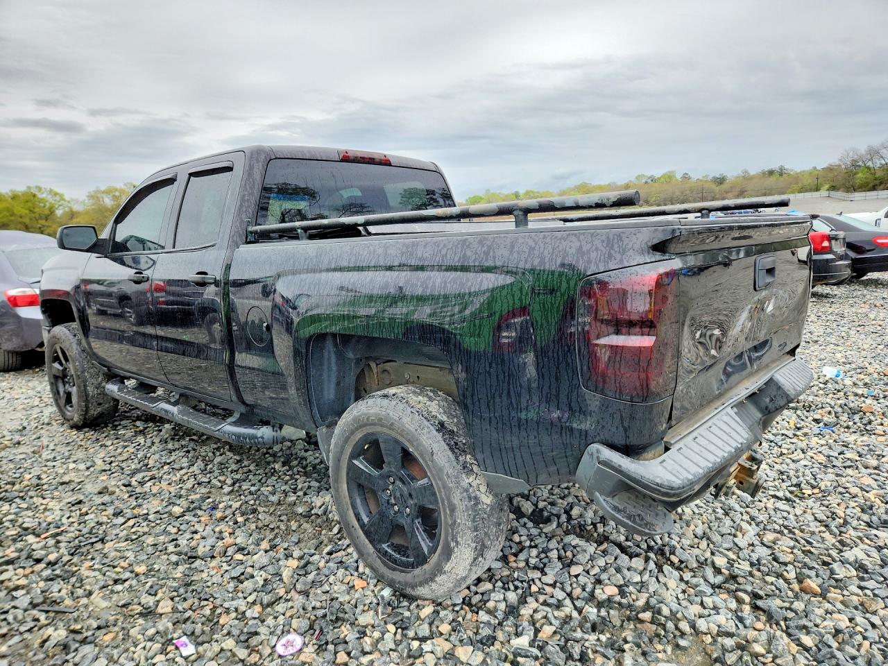2015 CHEVROLET SILVERADO C1500 photo 2