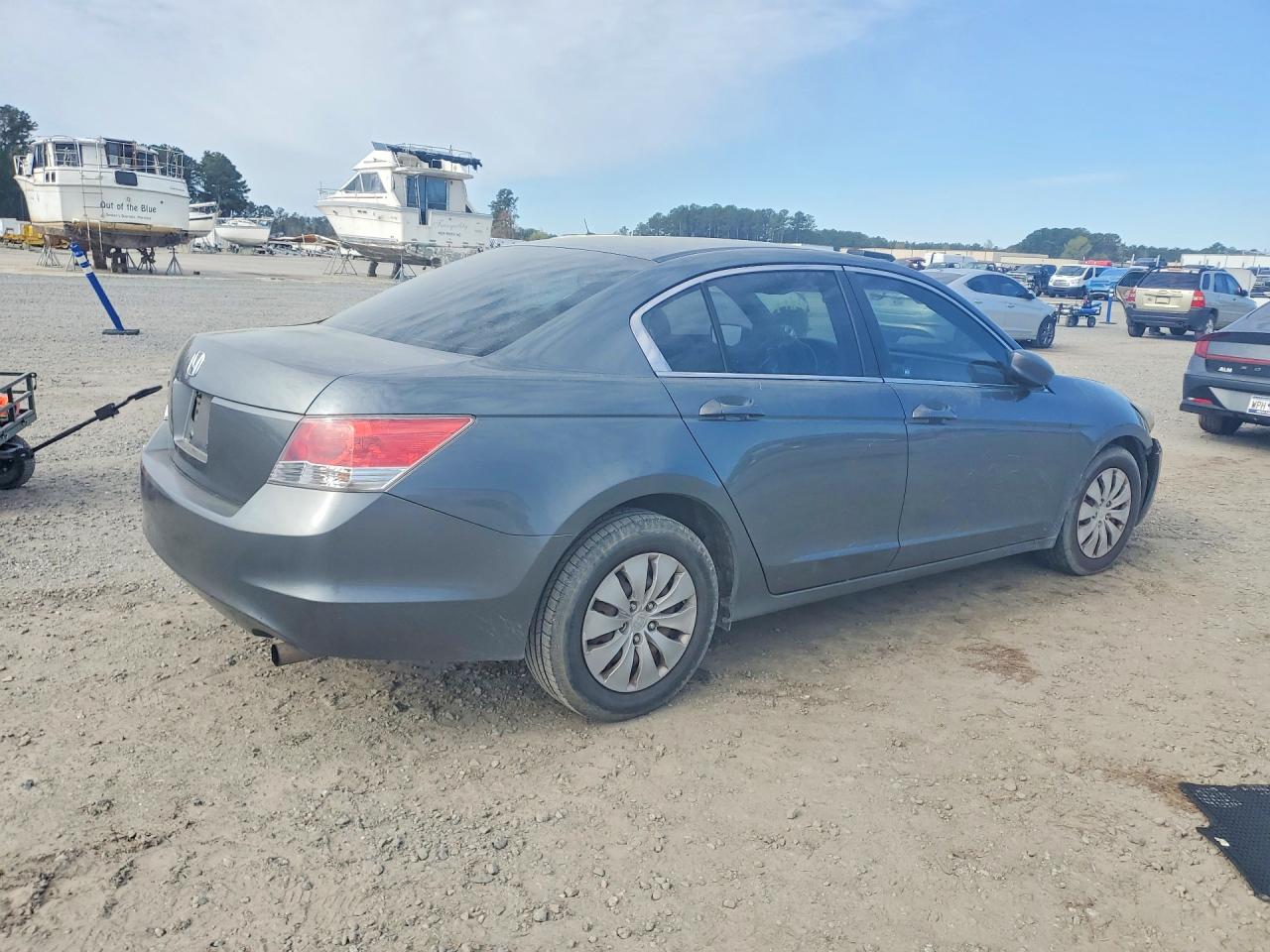 2010 HONDA ACCORD LX photo 5