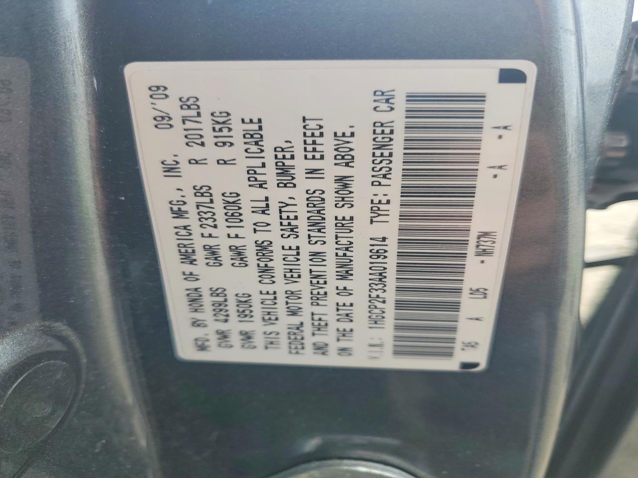2010 HONDA ACCORD LX photo 23
