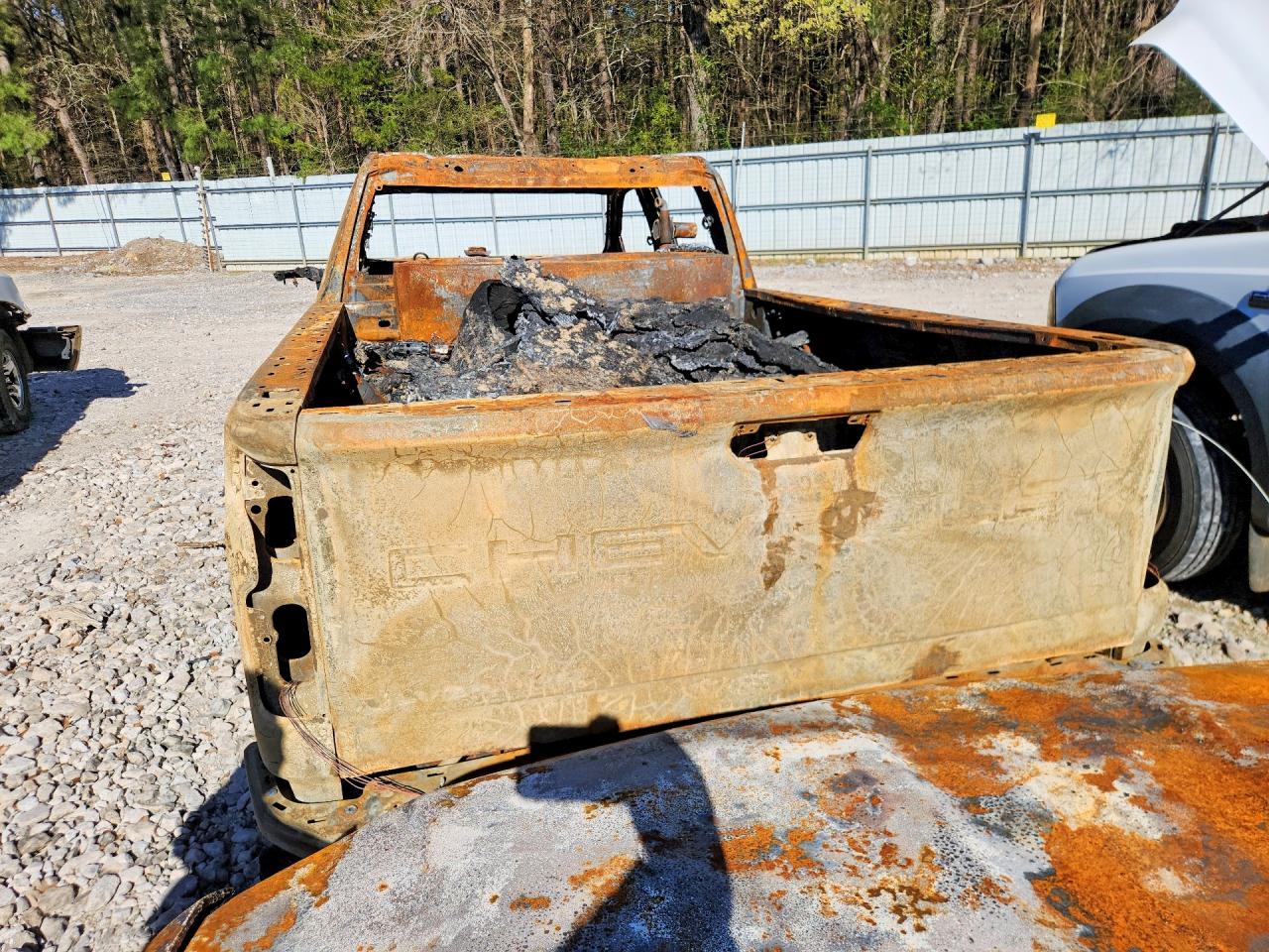2025 CHEVROLET SILVERADO K2500 HEAVY DUTY photo 6