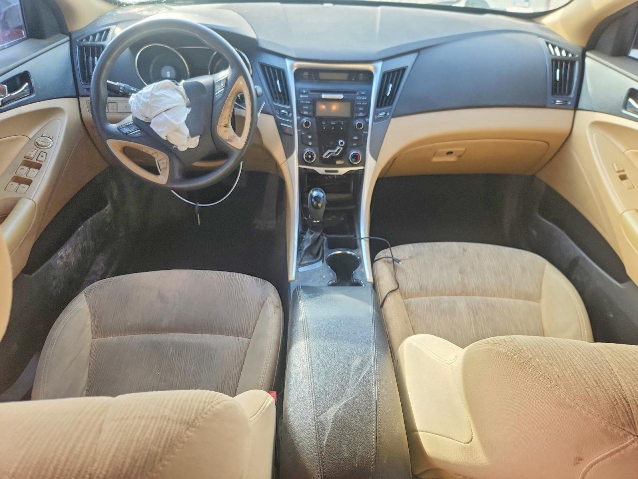 2013 HYUNDAI SONATA GLS photo 8