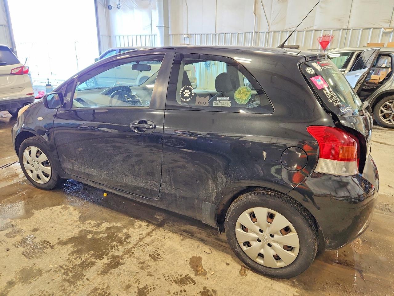 2010 TOYOTA YARIS BASE photo 2