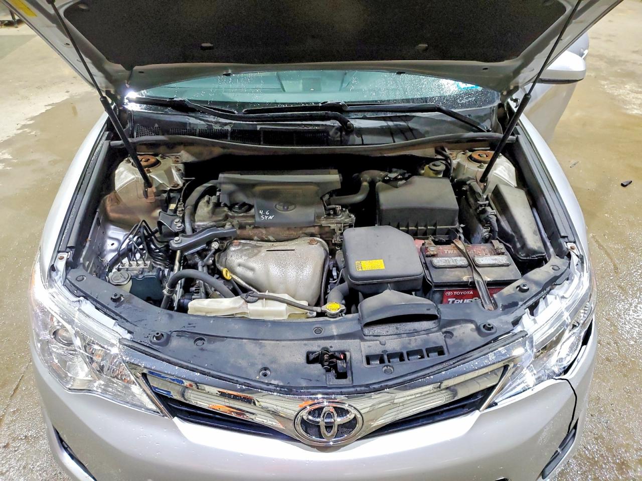 2014 TOYOTA CAMRY LE photo 21