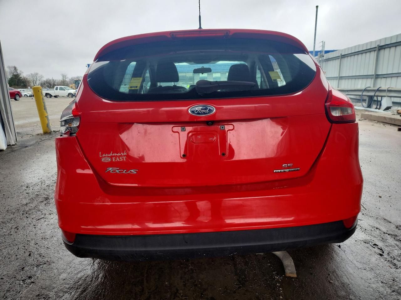 2015 FORD FOCUS SE photo 11