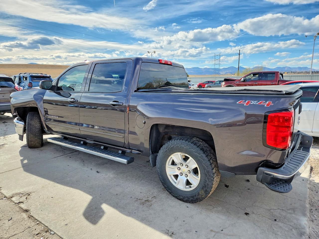 2015 CHEVROLET SILVERADO K1500 LT photo 2