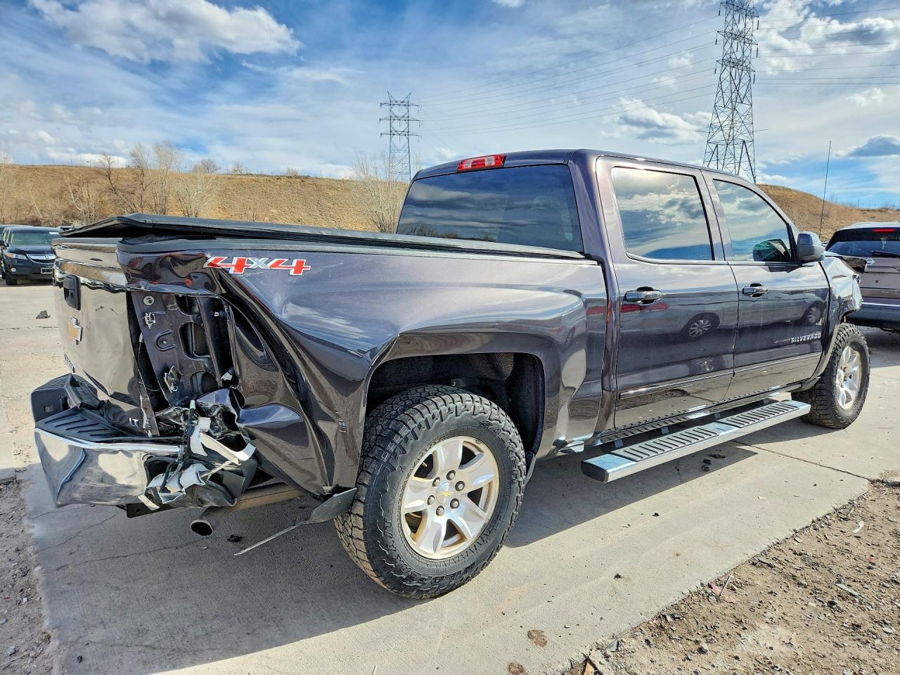 2015 CHEVROLET SILVERADO K1500 LT photo 3