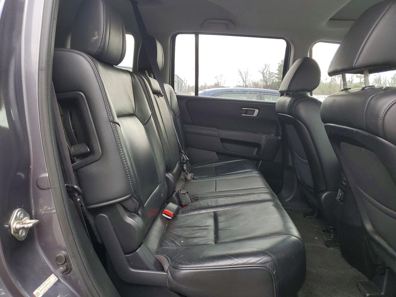 2015 HONDA PILOT EXL photo 11