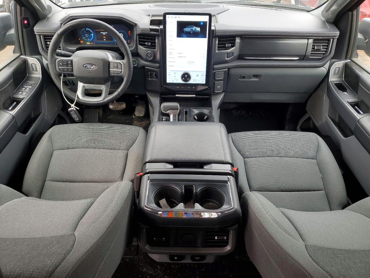 2024 FORD F150 LIGHTNING XLT photo 8