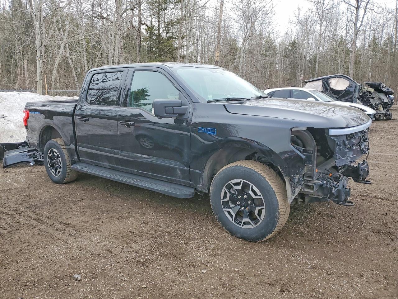 2024 FORD F150 LIGHTNING XLT photo 4