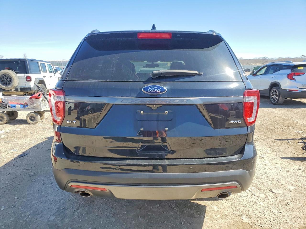 2017 FORD EXPLORER photo 6