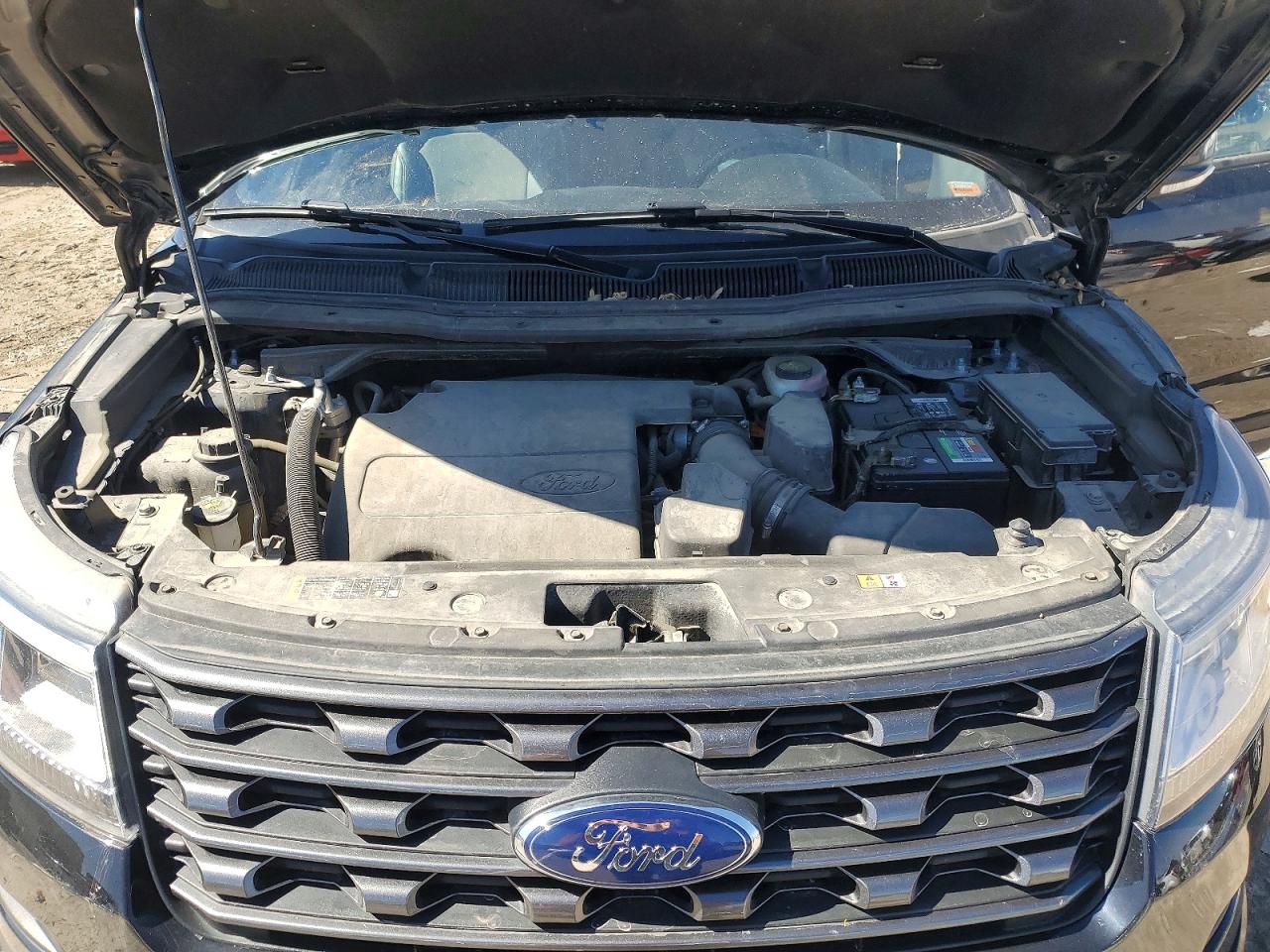 2017 FORD EXPLORER photo 12
