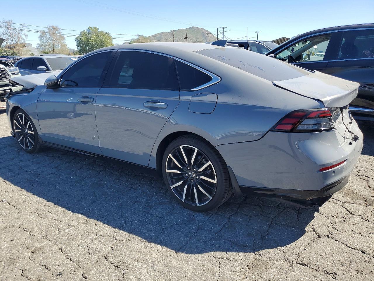 2024 HONDA ACCORD TOURING HYBRID photo 4