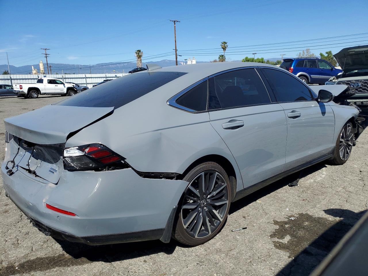 2024 HONDA ACCORD TOURING HYBRID photo 7