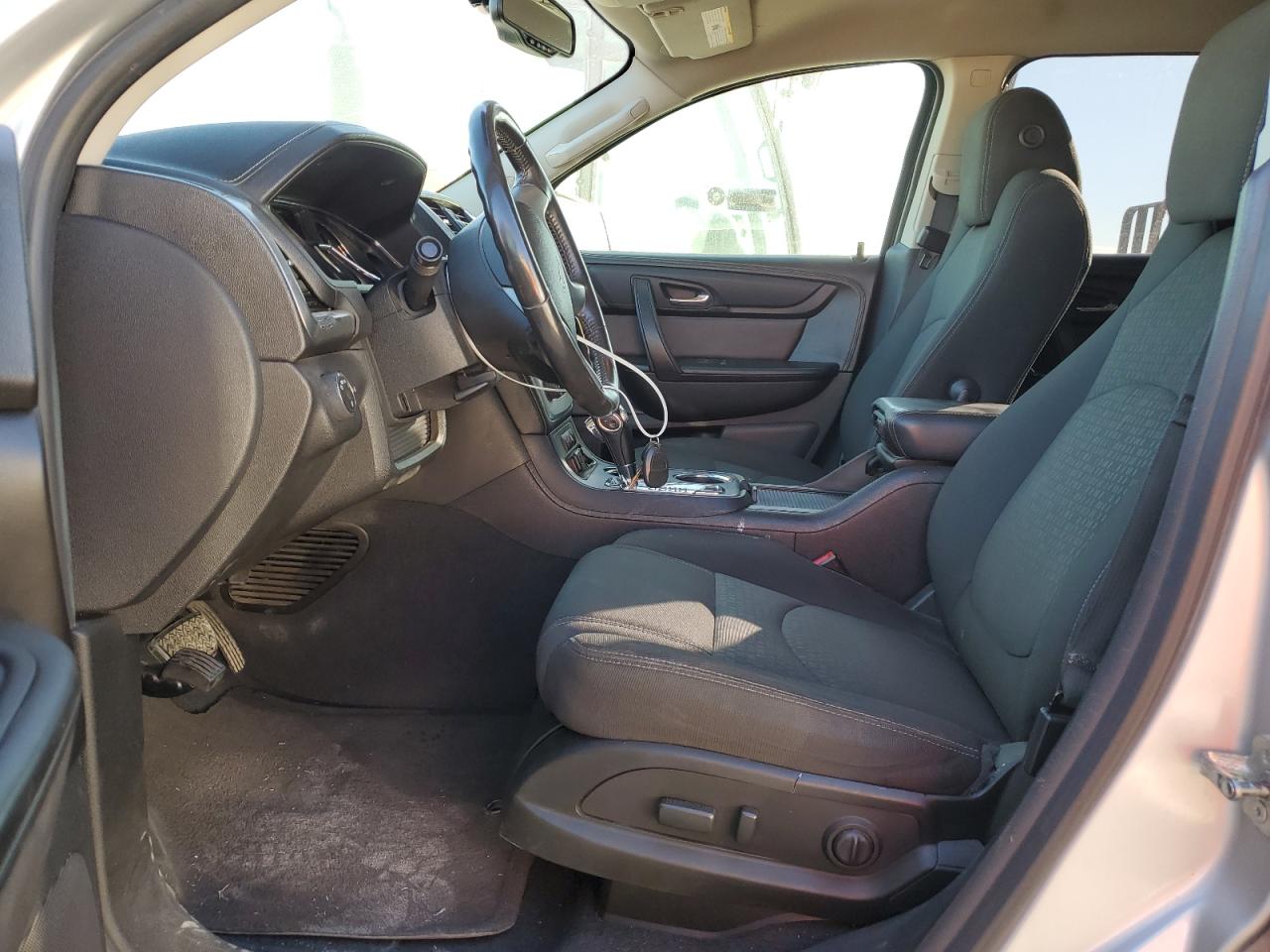 2016 GMC ACADIA SLE photo 7