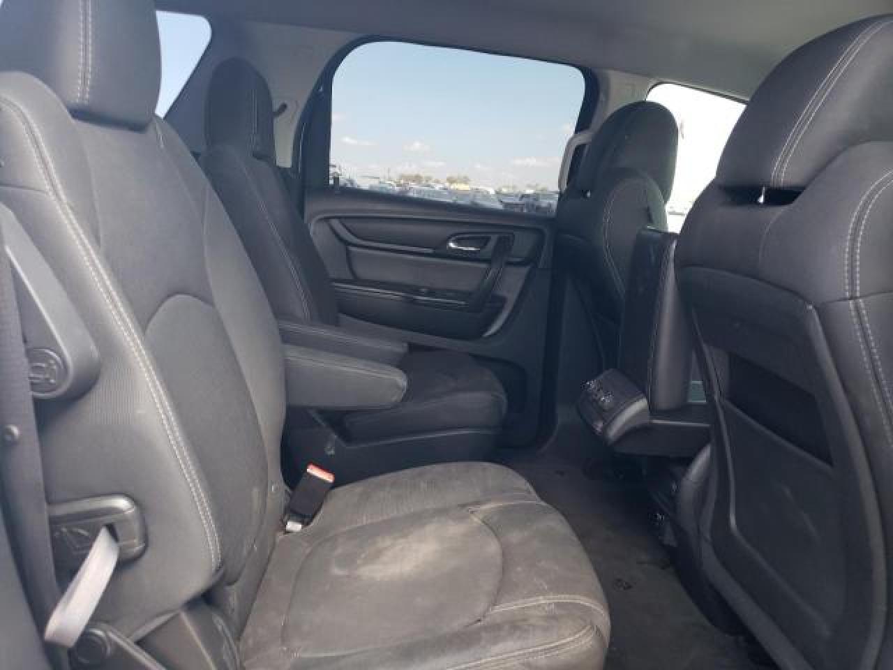 2016 GMC ACADIA SLE photo 11