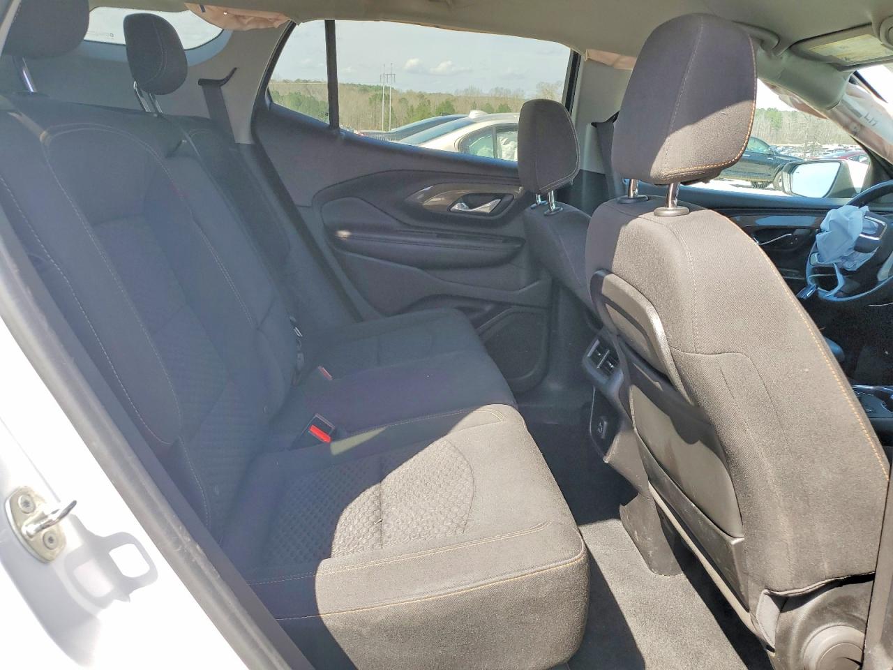 2018 GMC TERRAIN SLE photo 11