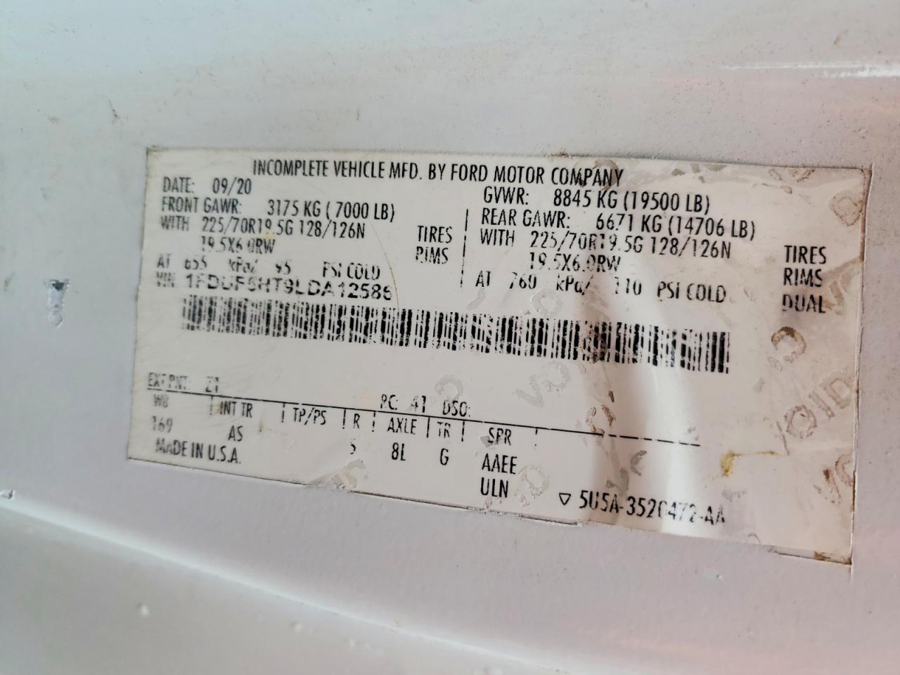 2020 FORD F550 SUPER - DELIVERY TRUCK photo 12