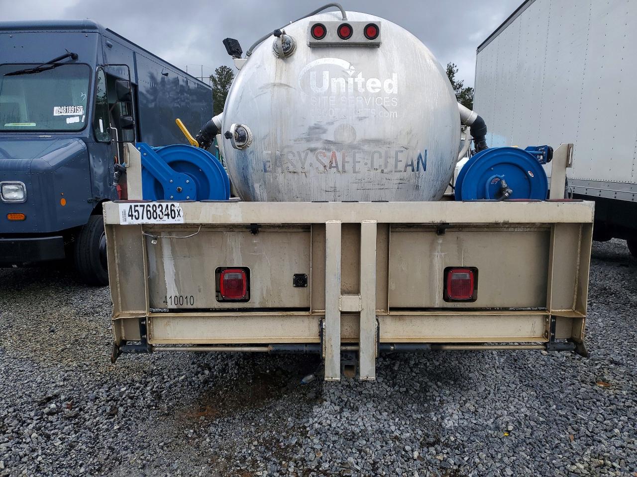 2020 FORD F550 SUPER - DELIVERY TRUCK photo 6