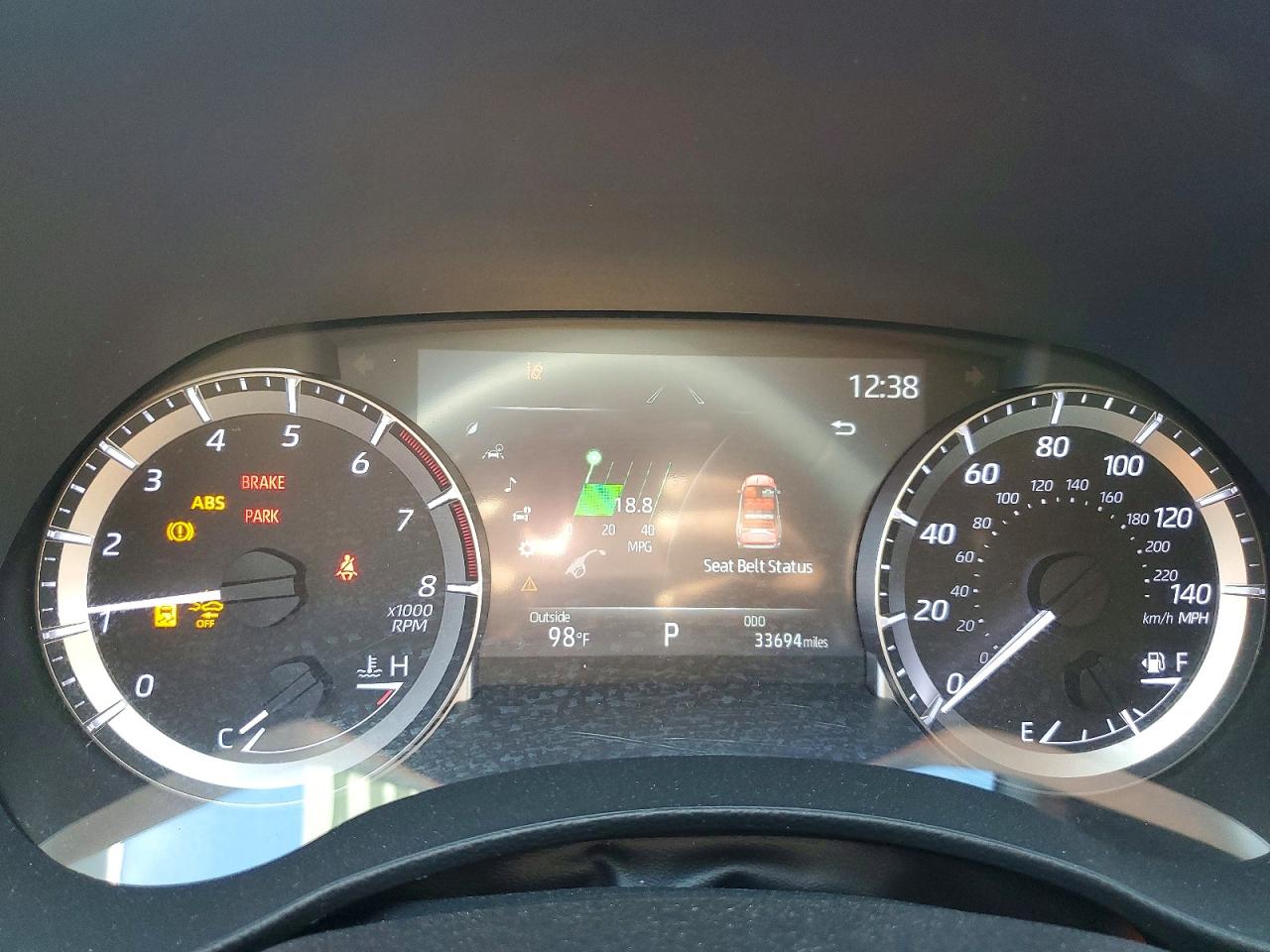 2023 TOYOTA HIGHLANDER XLE photo 17
