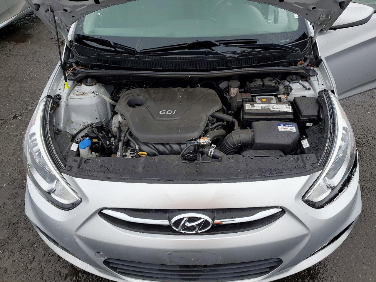 2017 HYUNDAI ACCENT SE photo 11