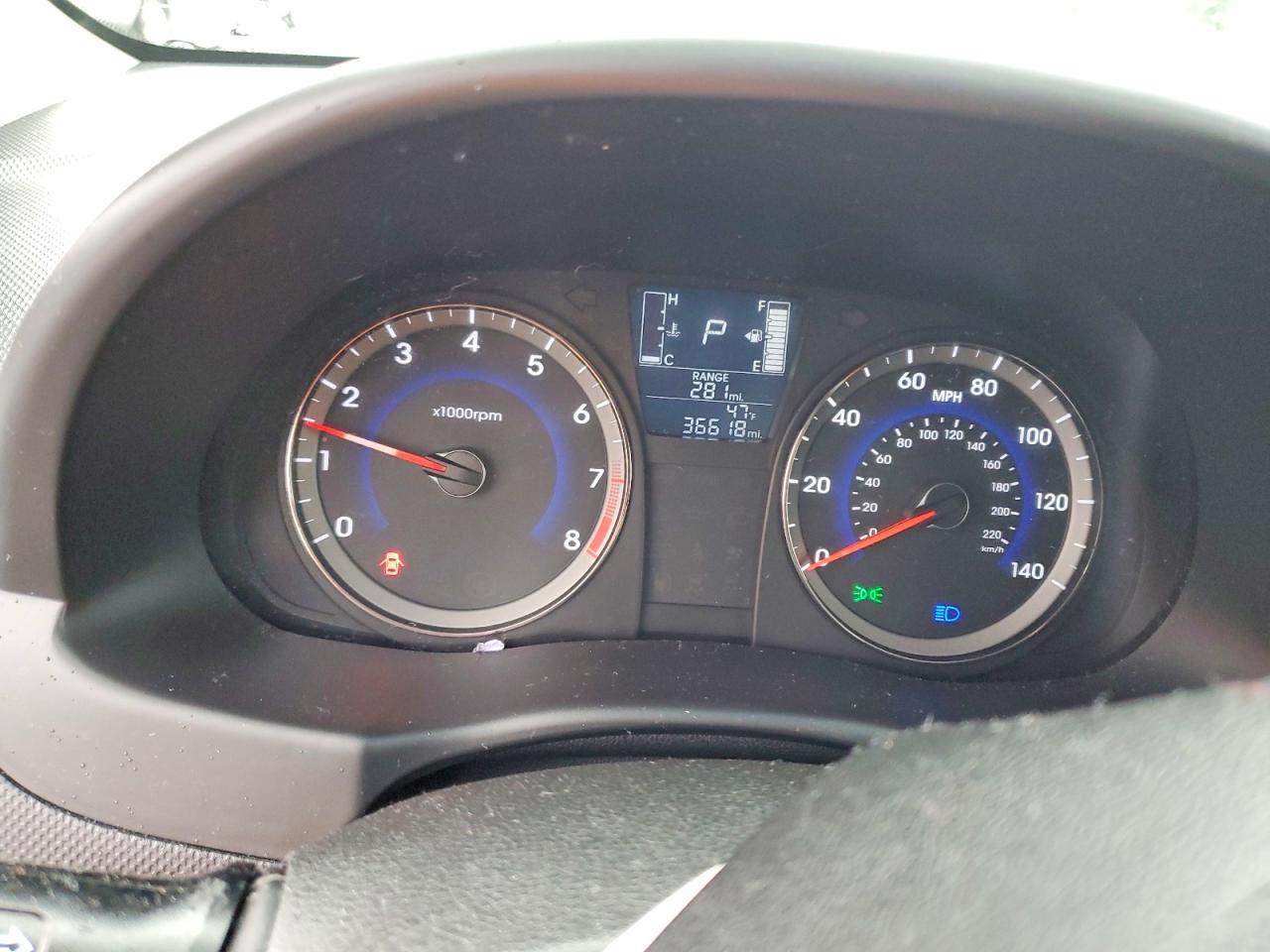 2017 HYUNDAI ACCENT SE photo 9