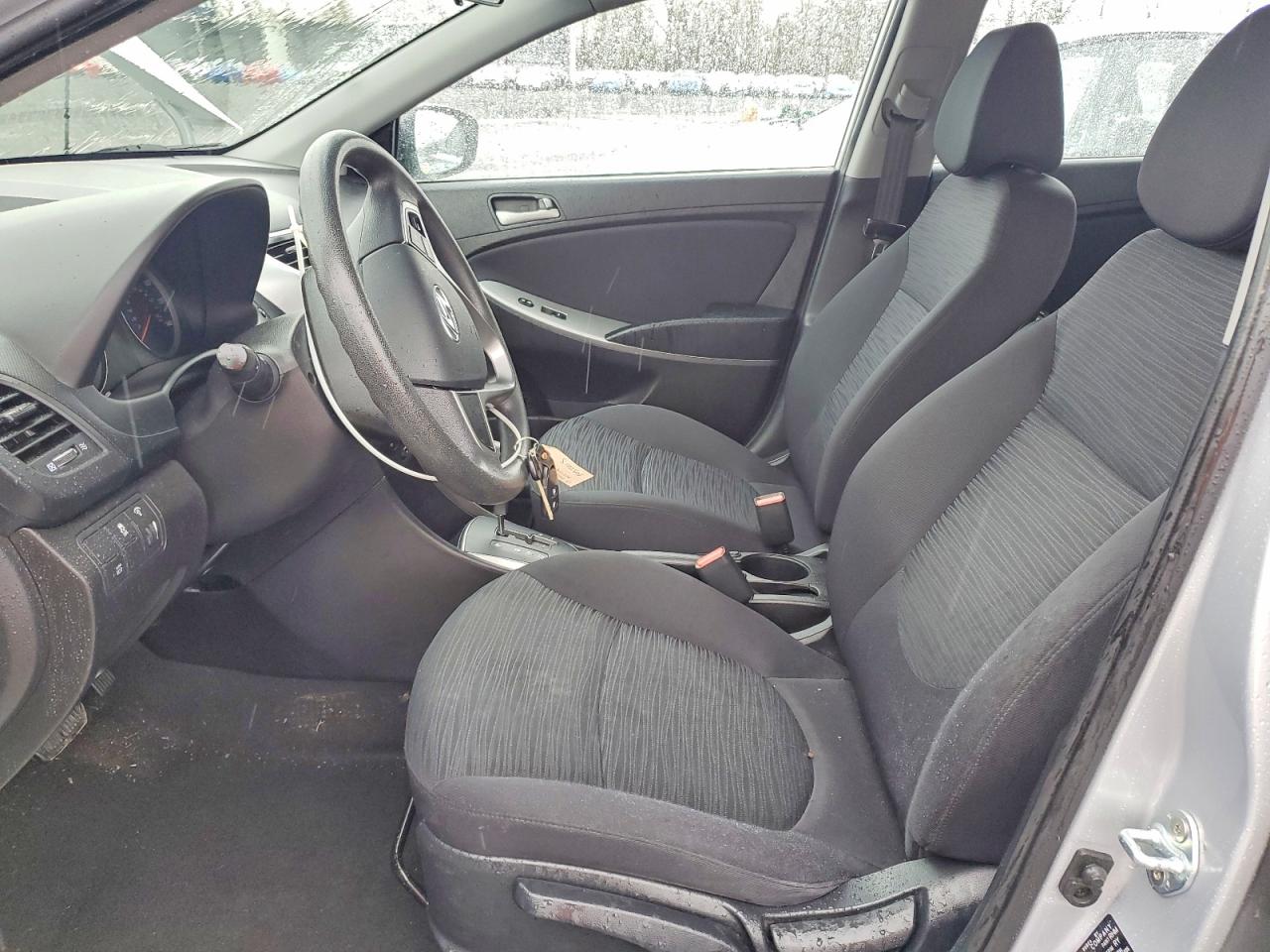2017 HYUNDAI ACCENT SE photo 7
