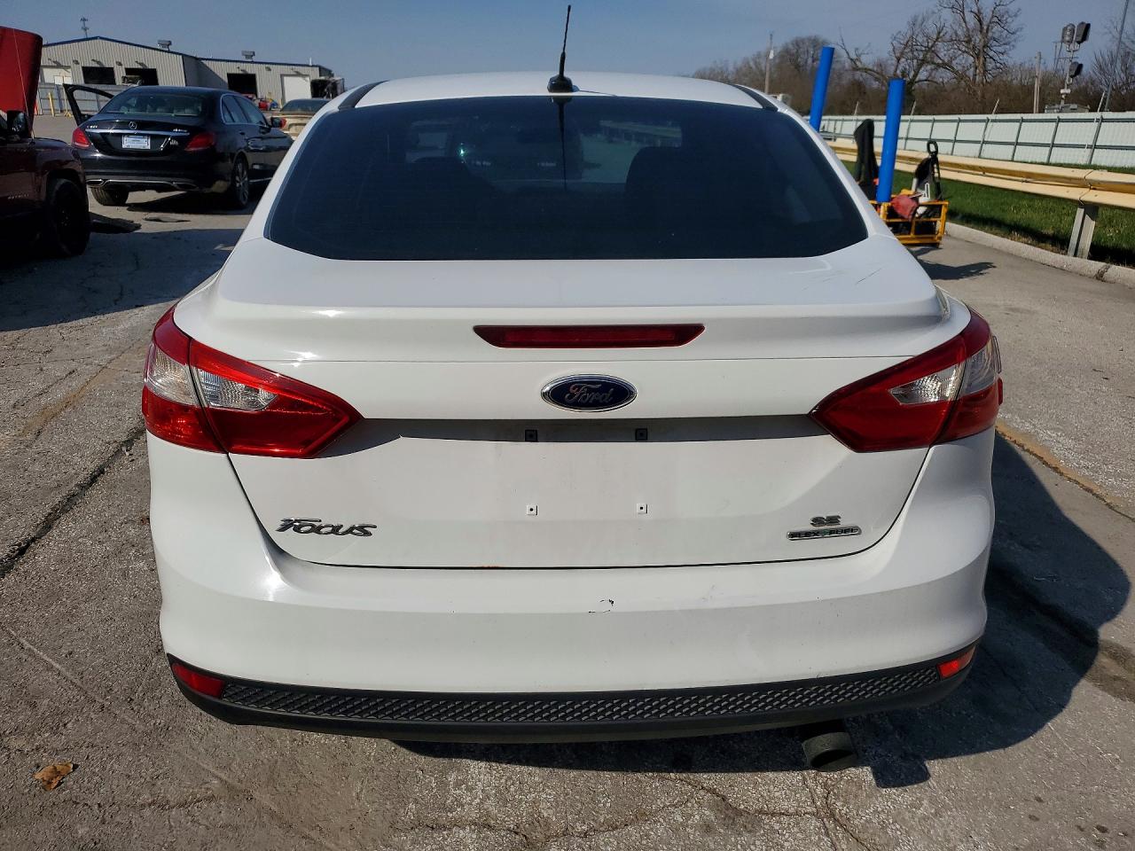 2013 FORD FOCUS photo 6