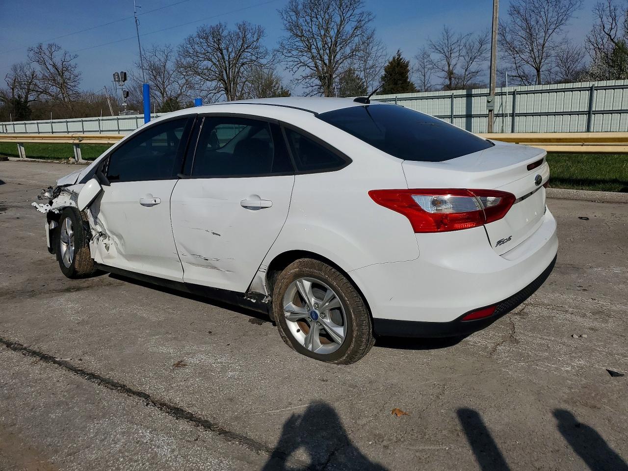 2013 FORD FOCUS photo 2