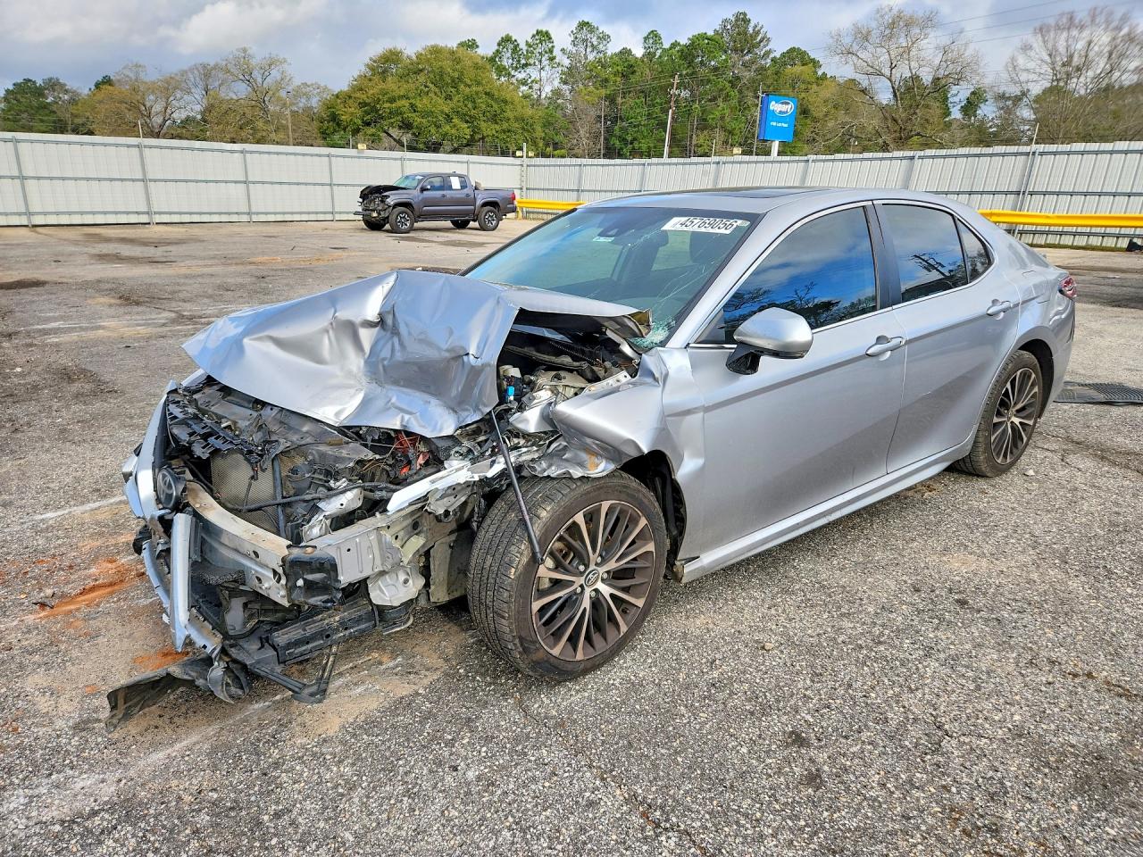 2019 TOYOTA CAMRY