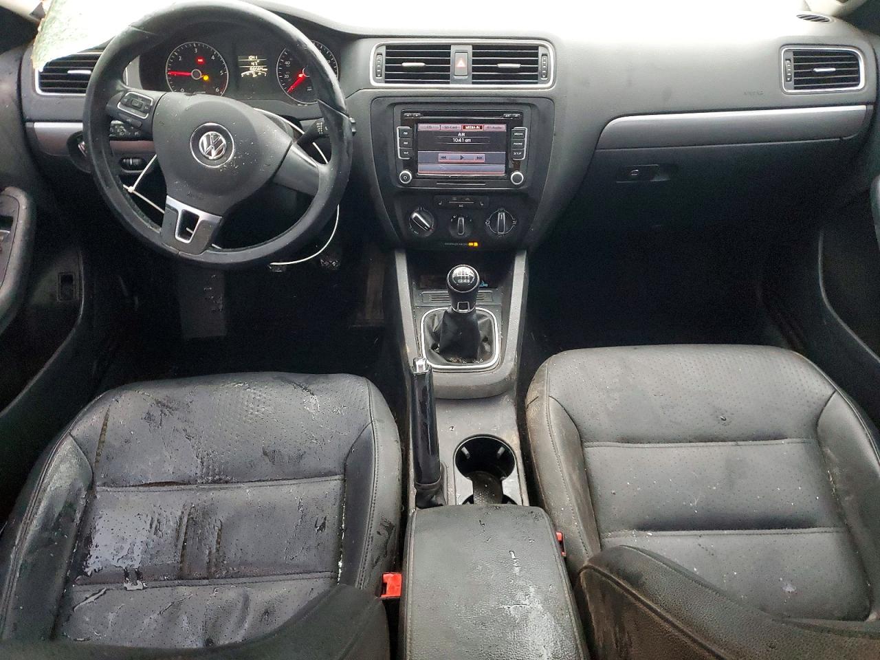 2014 VOLKSWAGEN JETTA TDI photo 15