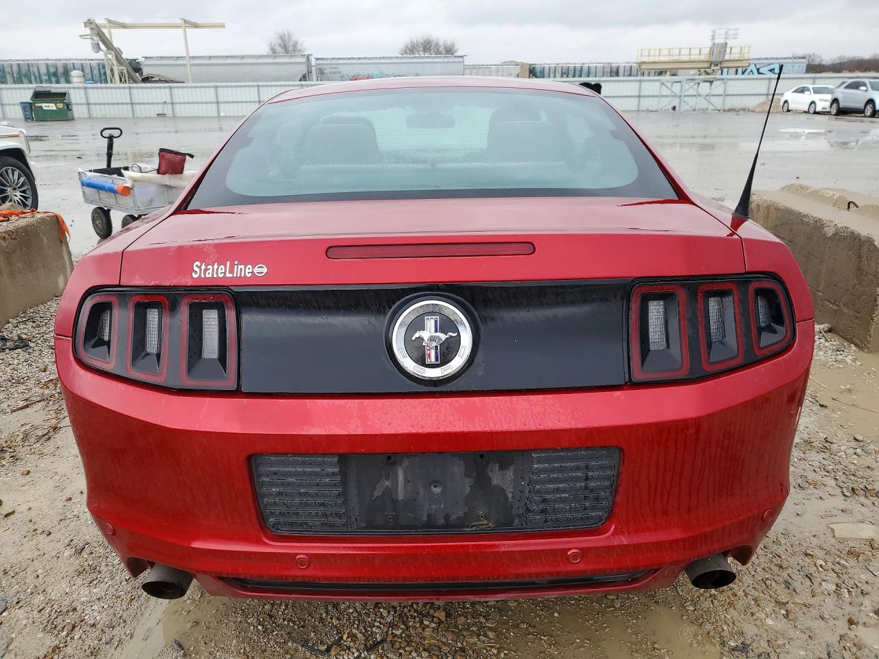 2013 FORD MUSTANG photo 11