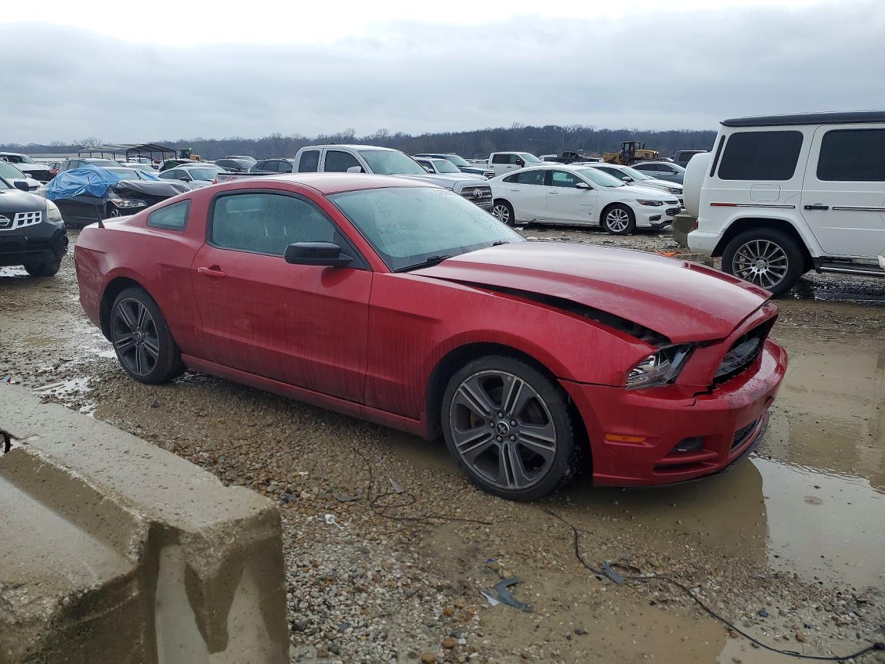 2013 FORD MUSTANG photo 7