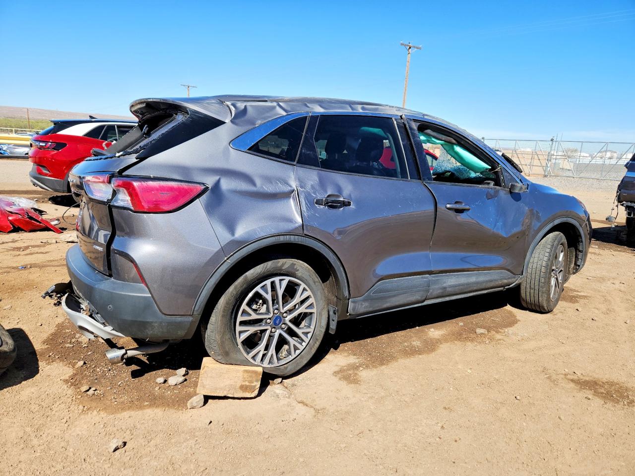 2022 FORD ESCAPE SEL photo 5