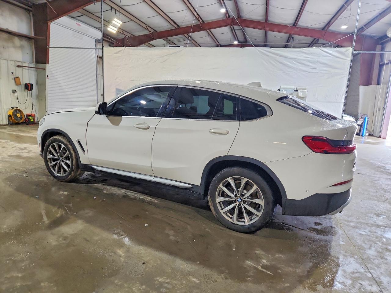 2019 BMW X4 XDRIVE30I photo 3