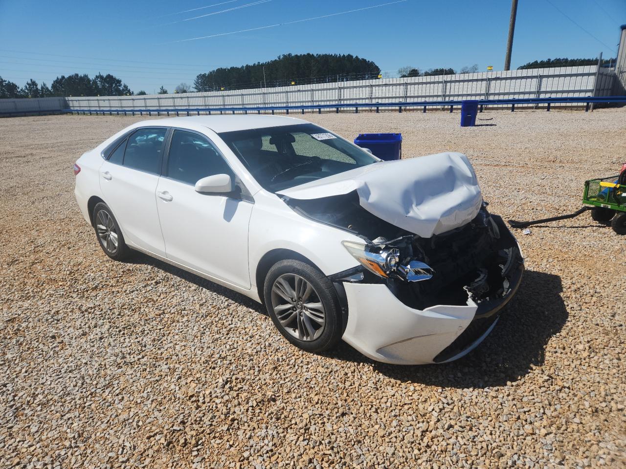 2016 TOYOTA CAMRY SE photo 7