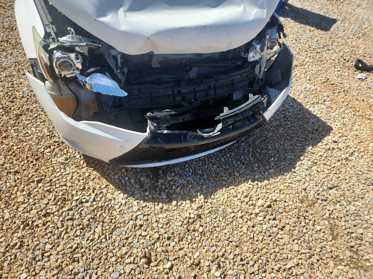 2016 TOYOTA CAMRY SE photo 25
