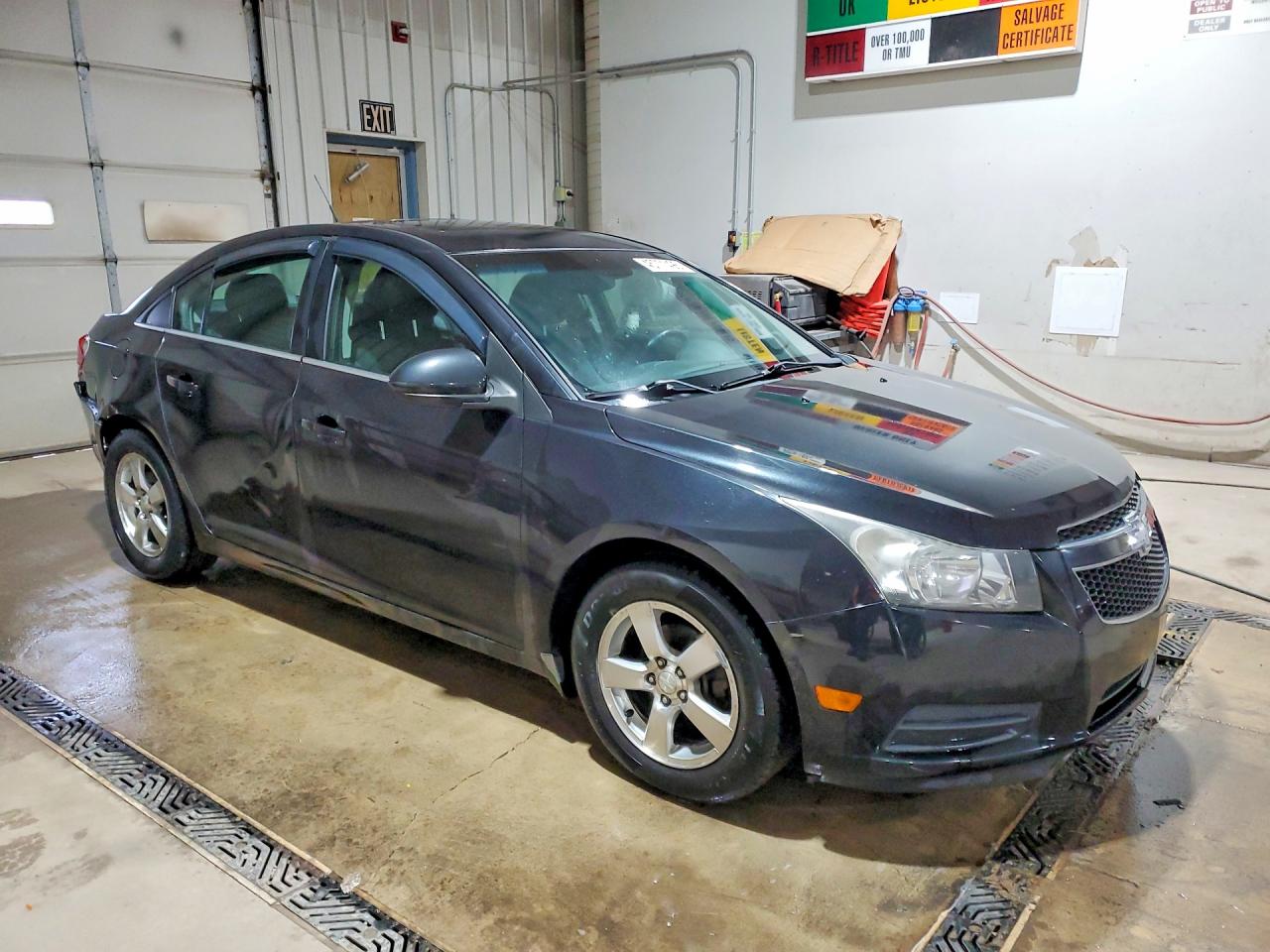 2013 CHEVROLET CRUZE LT photo 4
