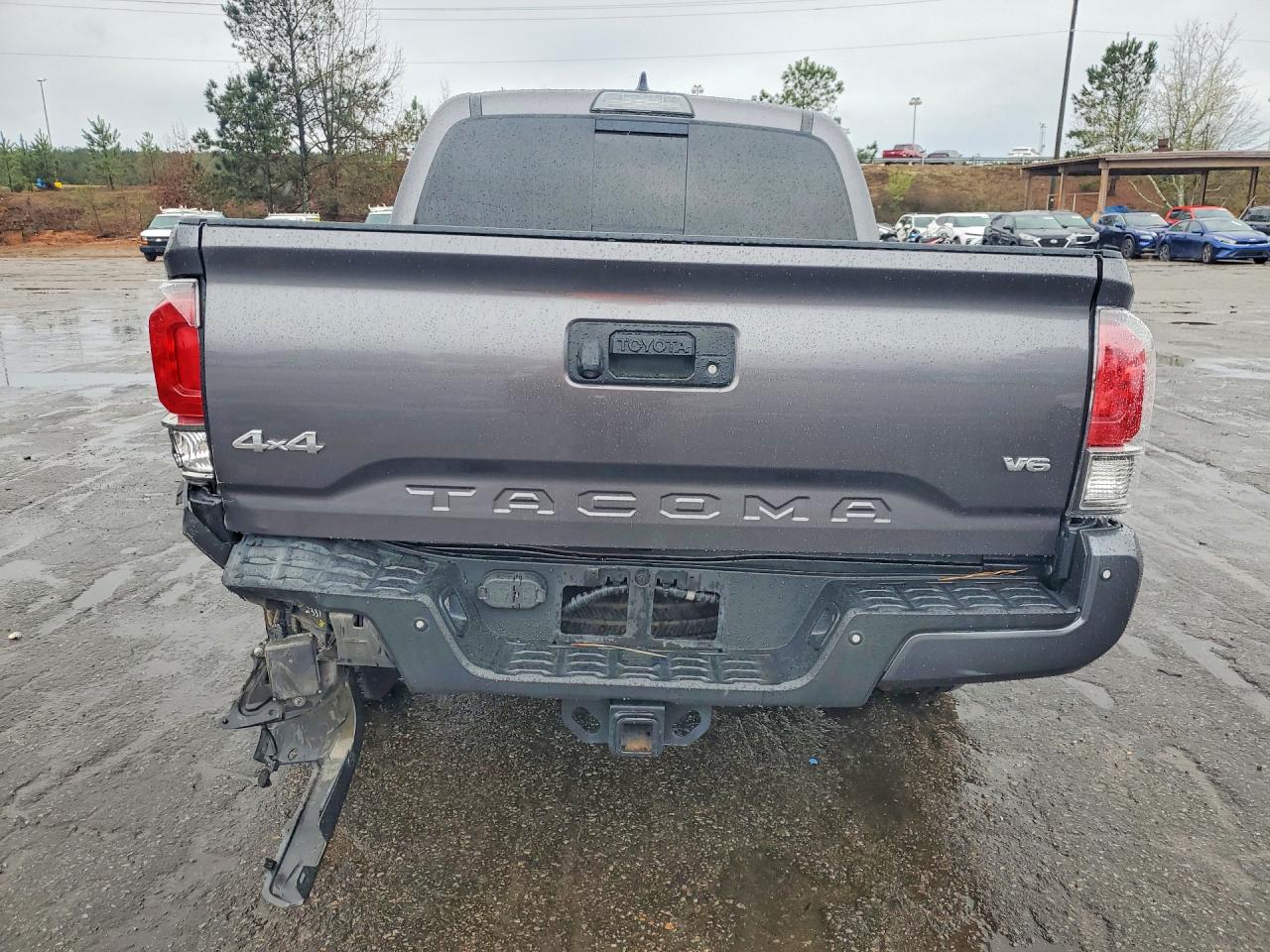 2017 TOYOTA TACOMA LIMITED photo 6