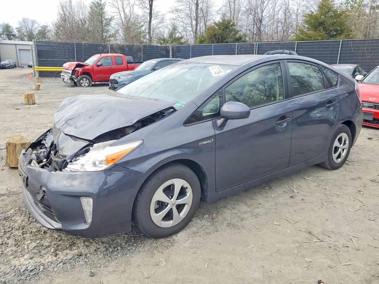 2015 TOYOTA PRIUS