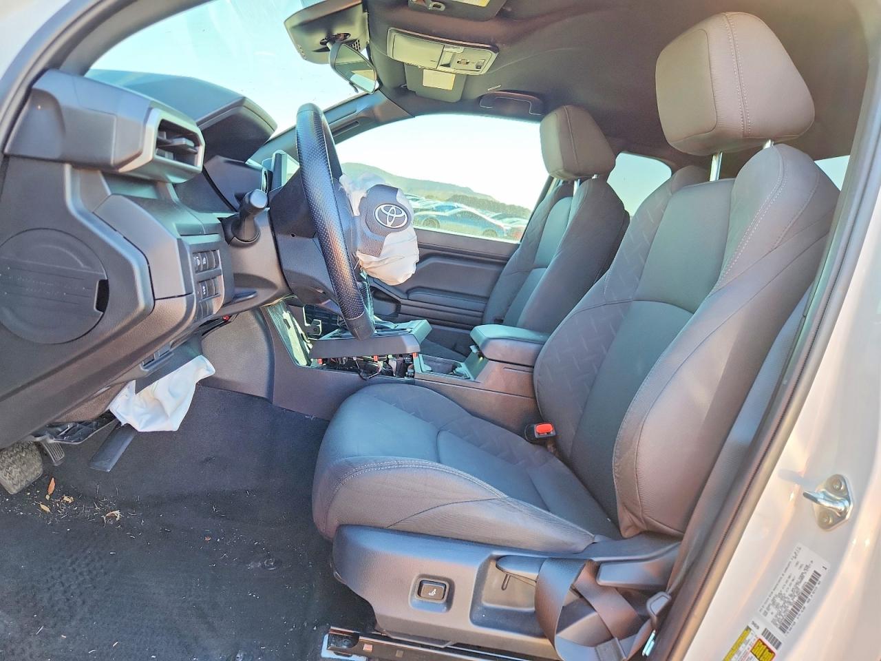 2024 TOYOTA TACOMA SR photo 7