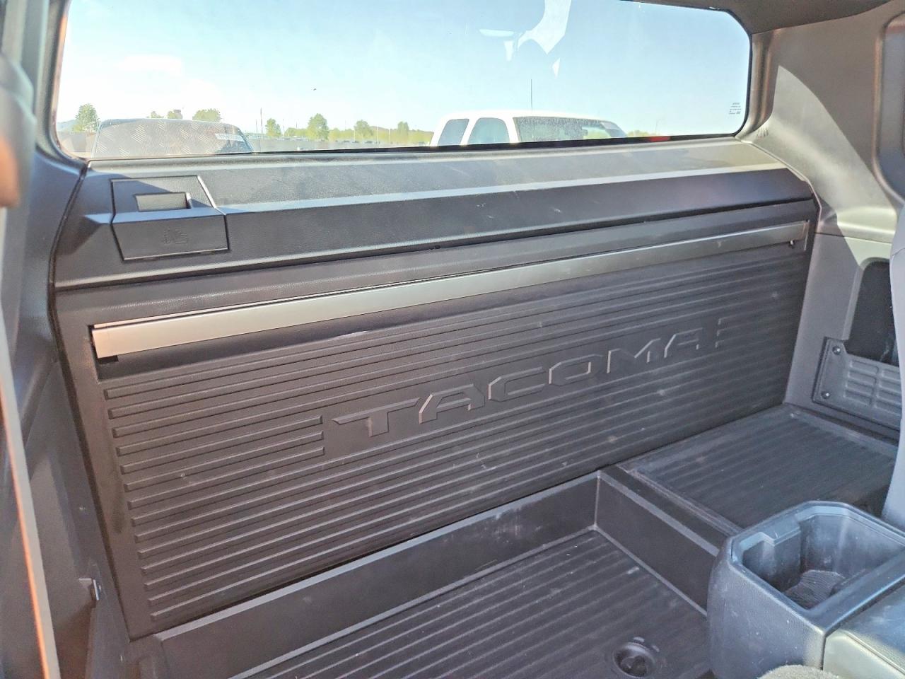 2024 TOYOTA TACOMA SR photo 10
