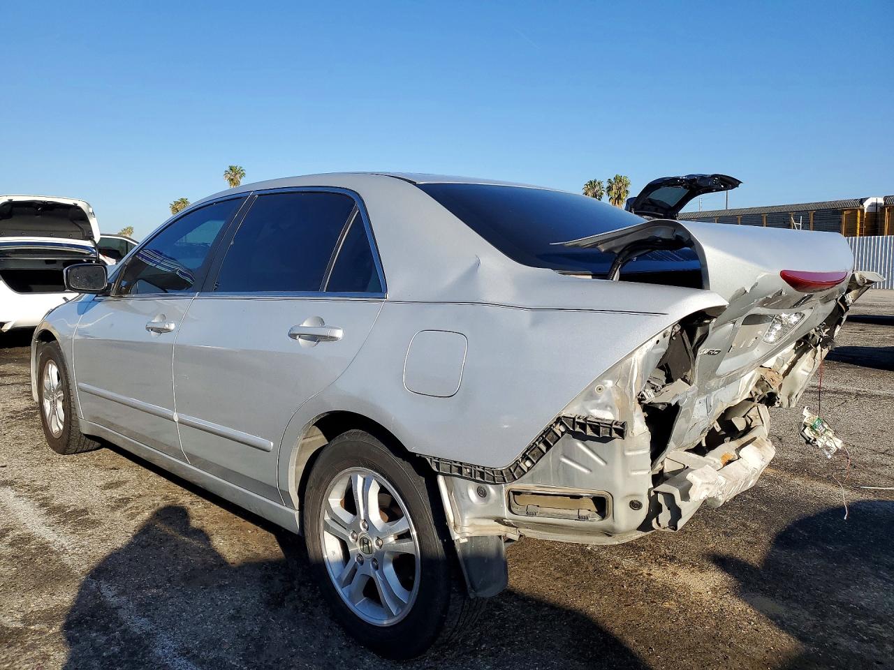 2006 HONDA ACCORD SE photo 2