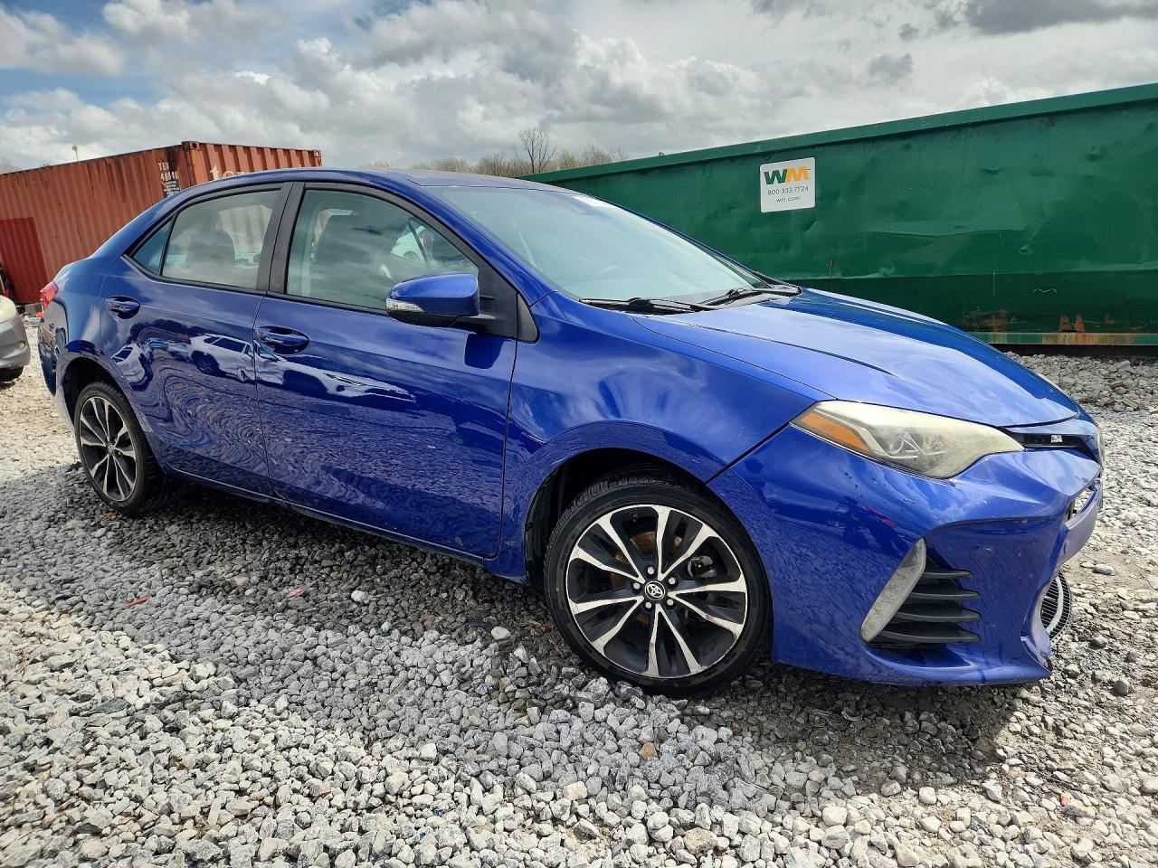 2017 TOYOTA COROLLA SE photo 4