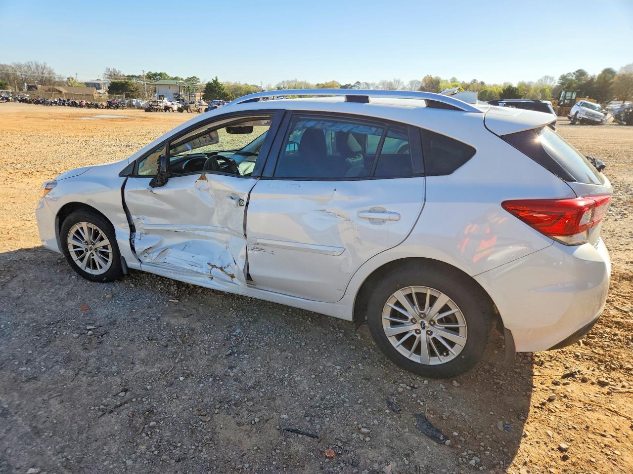 2017 SUBARU IMPREZA PREMIUM PLUS photo 3