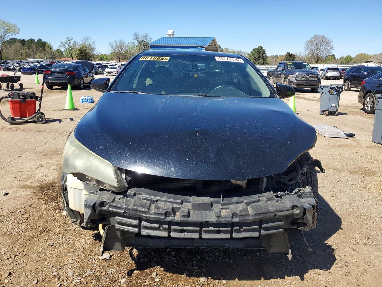 2015 TOYOTA CAMRY SE photo 9