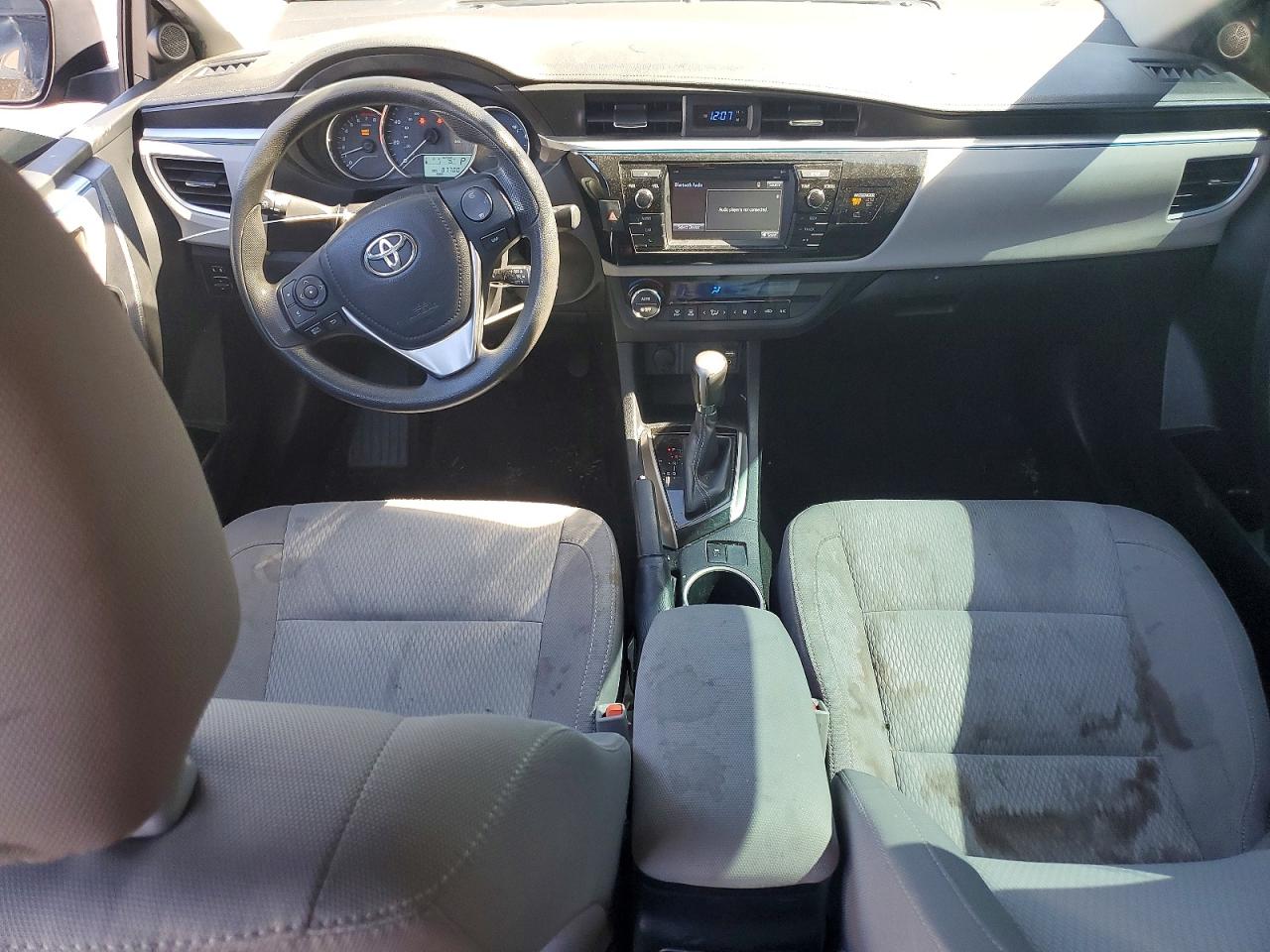 2016 TOYOTA COROLLA LE photo 15