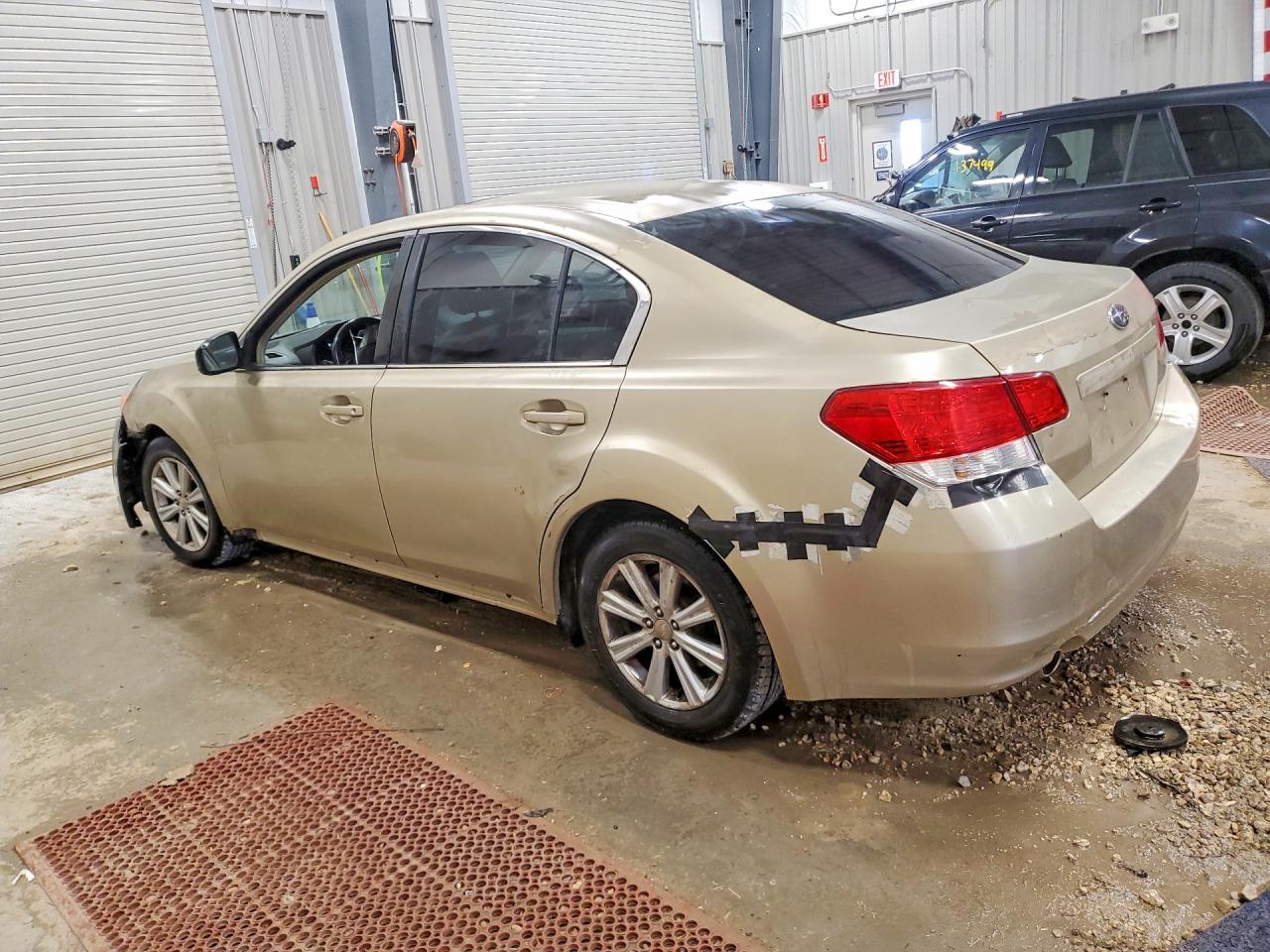 2010 SUBARU LEGACY 2.5I PREMIUM photo 2